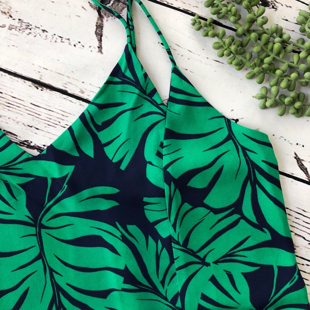 [SKIES ARE BLUE] Stitch Fix Leaf Tank Large - Picture 3 of 5